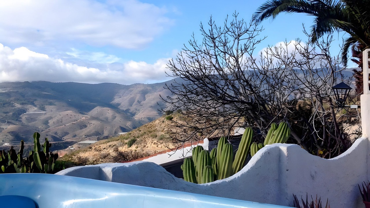 Photo of Outdoor in Rubite