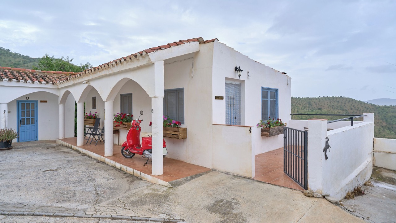 Photo of Outdoor in Rubite