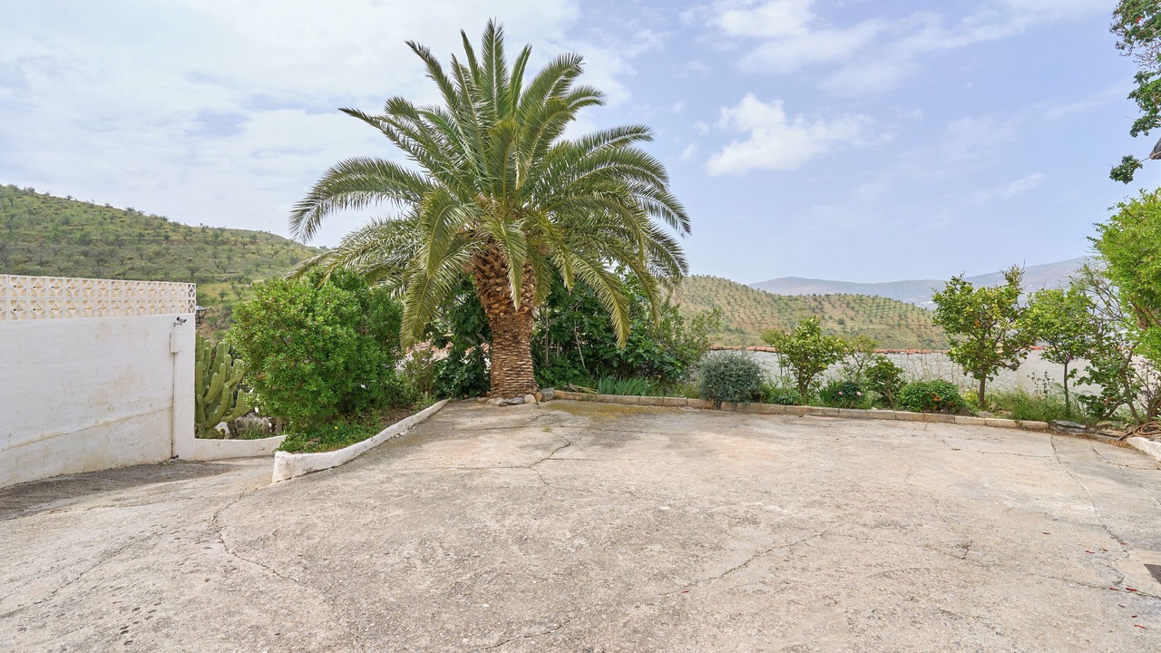 Photo of Outdoor in Rubite