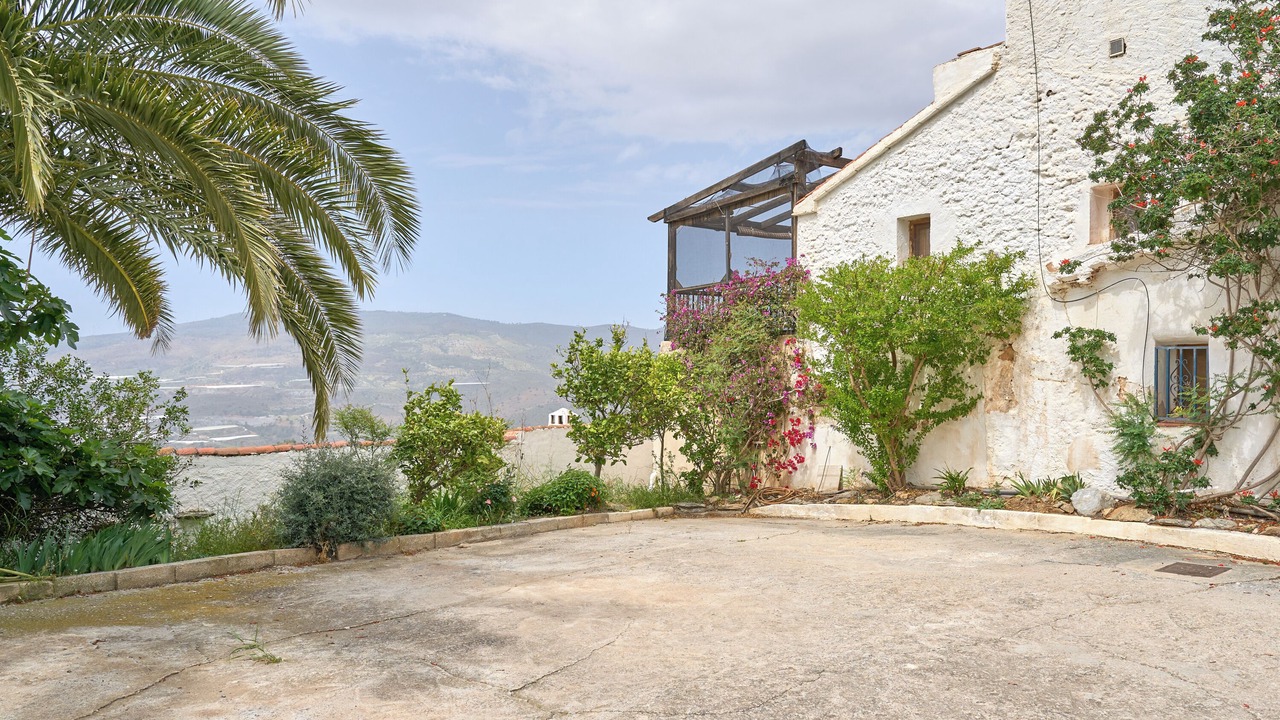 Photo of Outdoor in Rubite