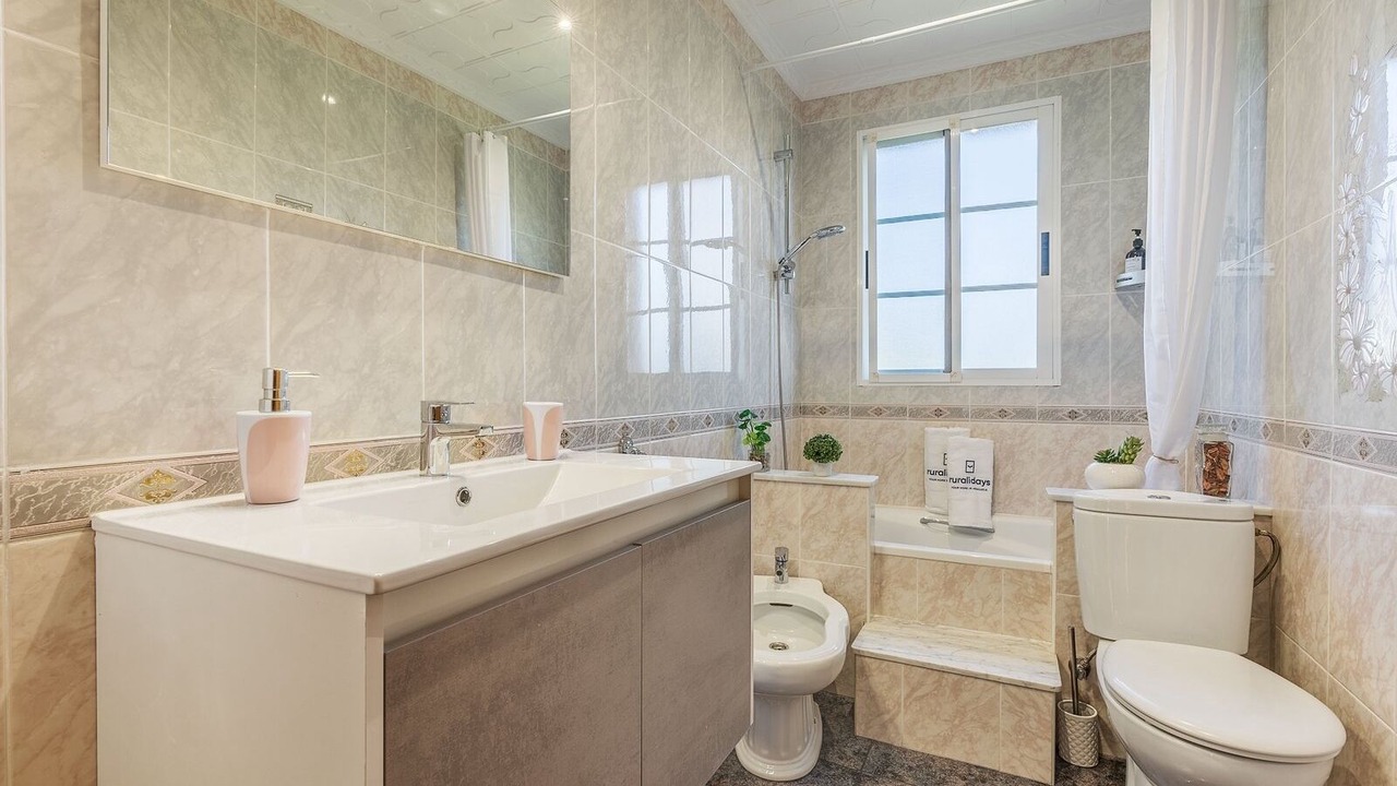 Photo of Bathroom in Orgiva