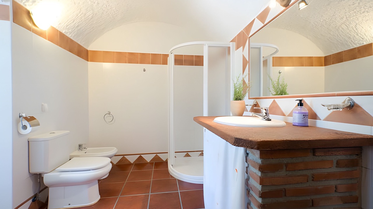 Photo of Bathroom in Benalua de Guadix