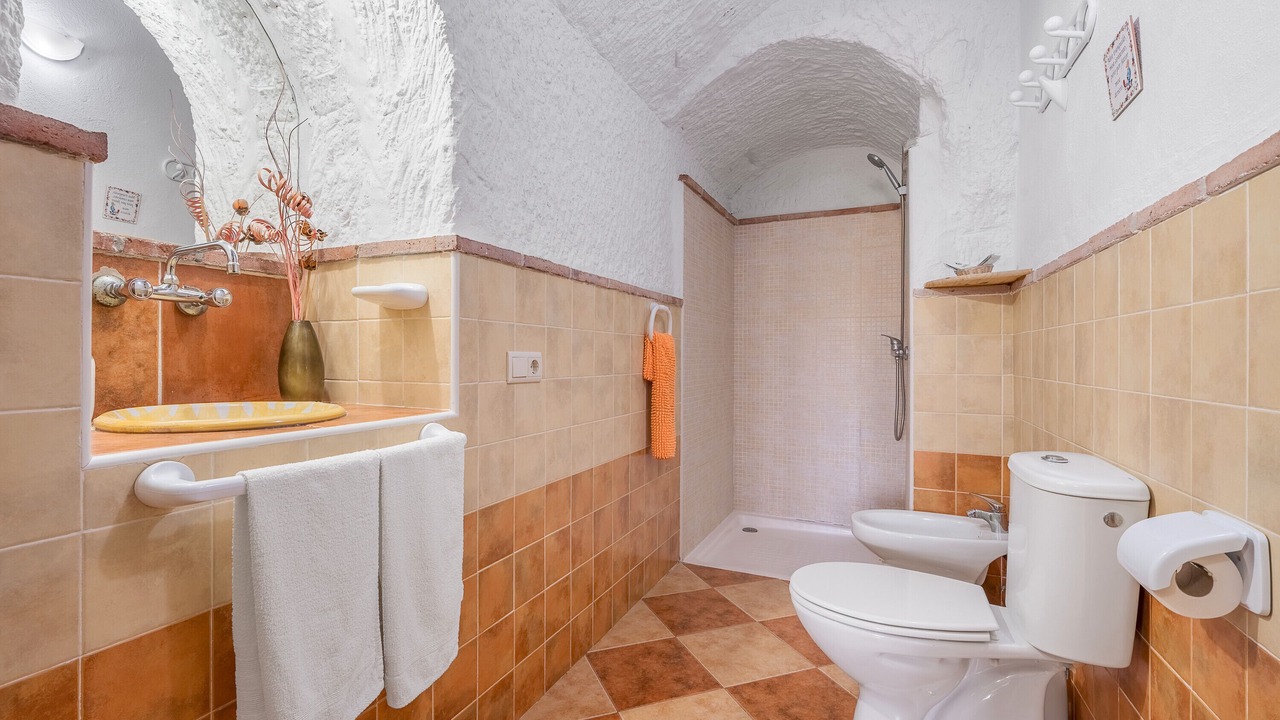 Photo of Bathroom in Benalua de Guadix