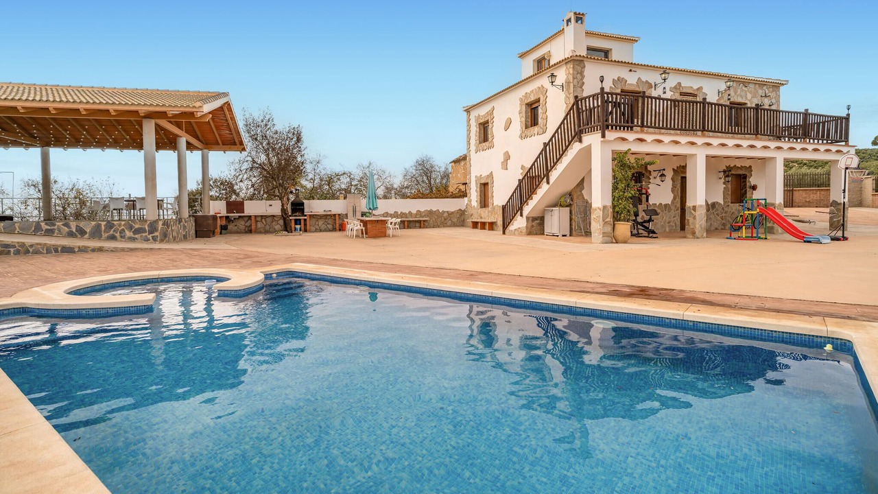 Photo of Outdoor in Algarinejo