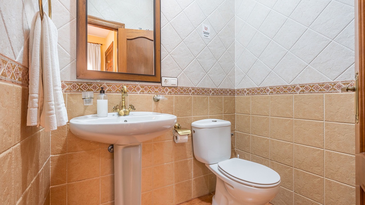 Photo of Bathroom in Guejar Sierra