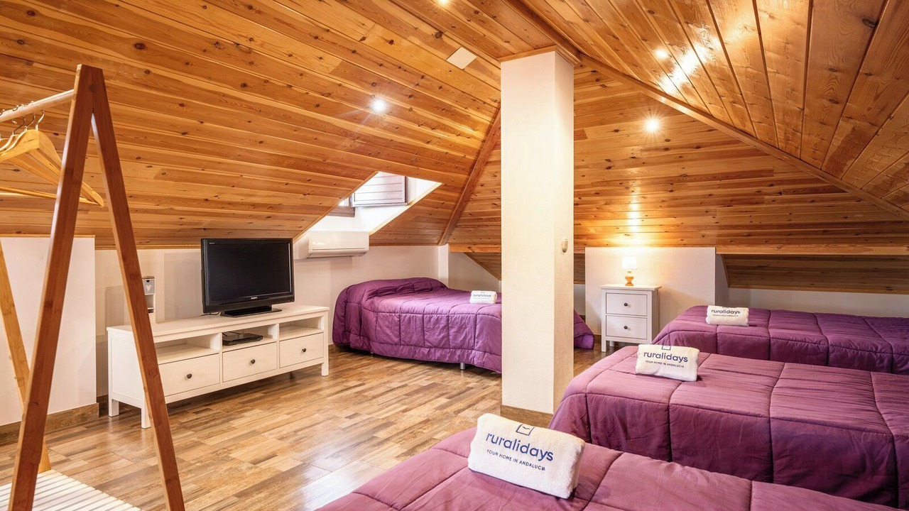 Photo of Bedroom in Huetor Santillan