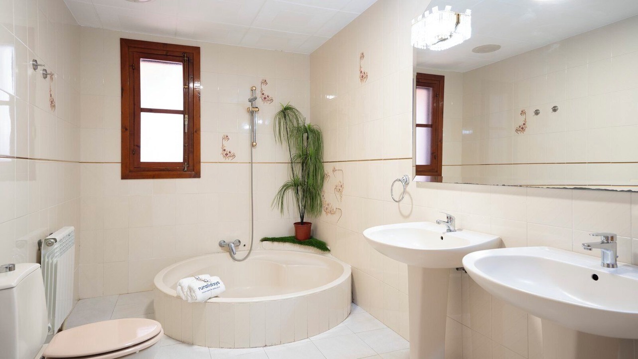 Photo of Bathroom in Cenes de la Vega