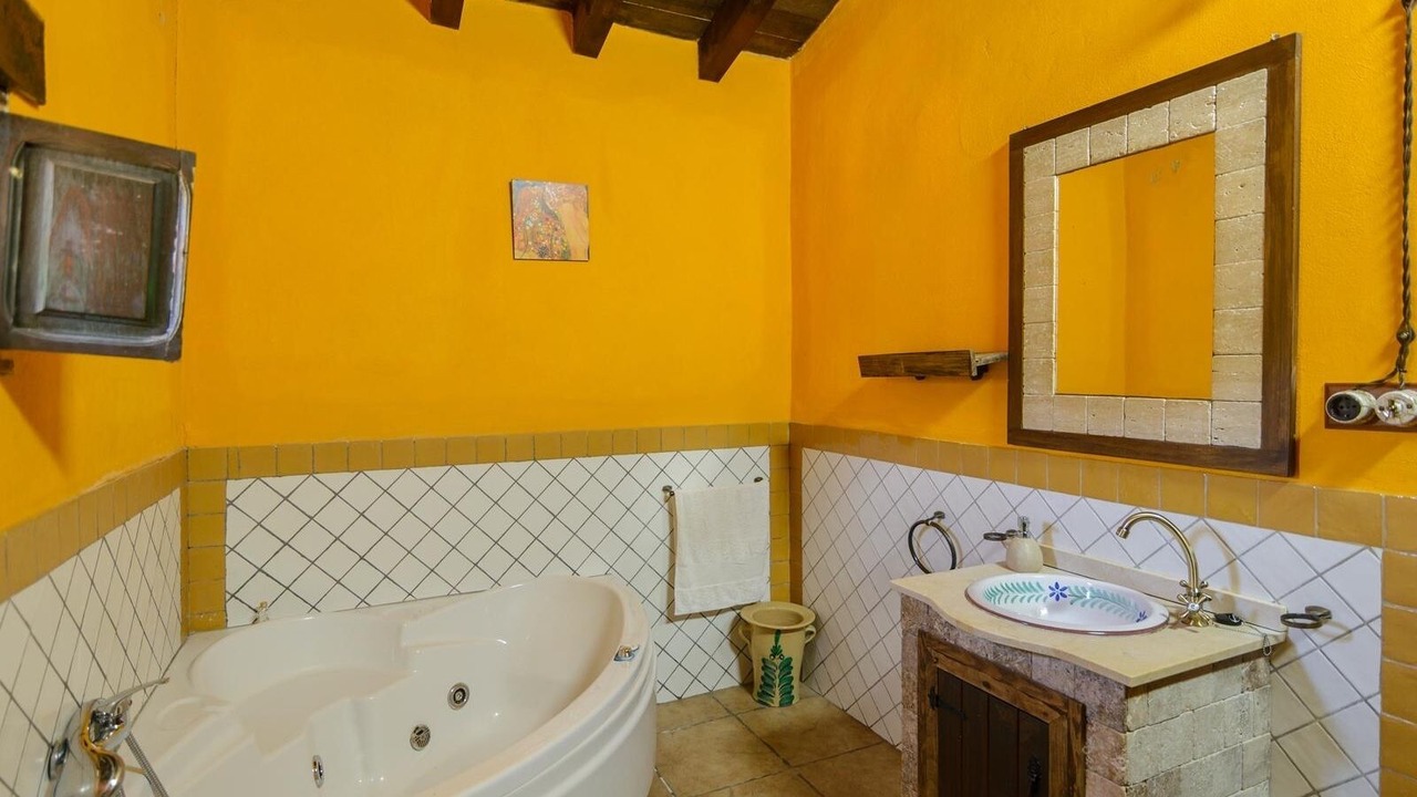 Photo of Bathroom in Serval