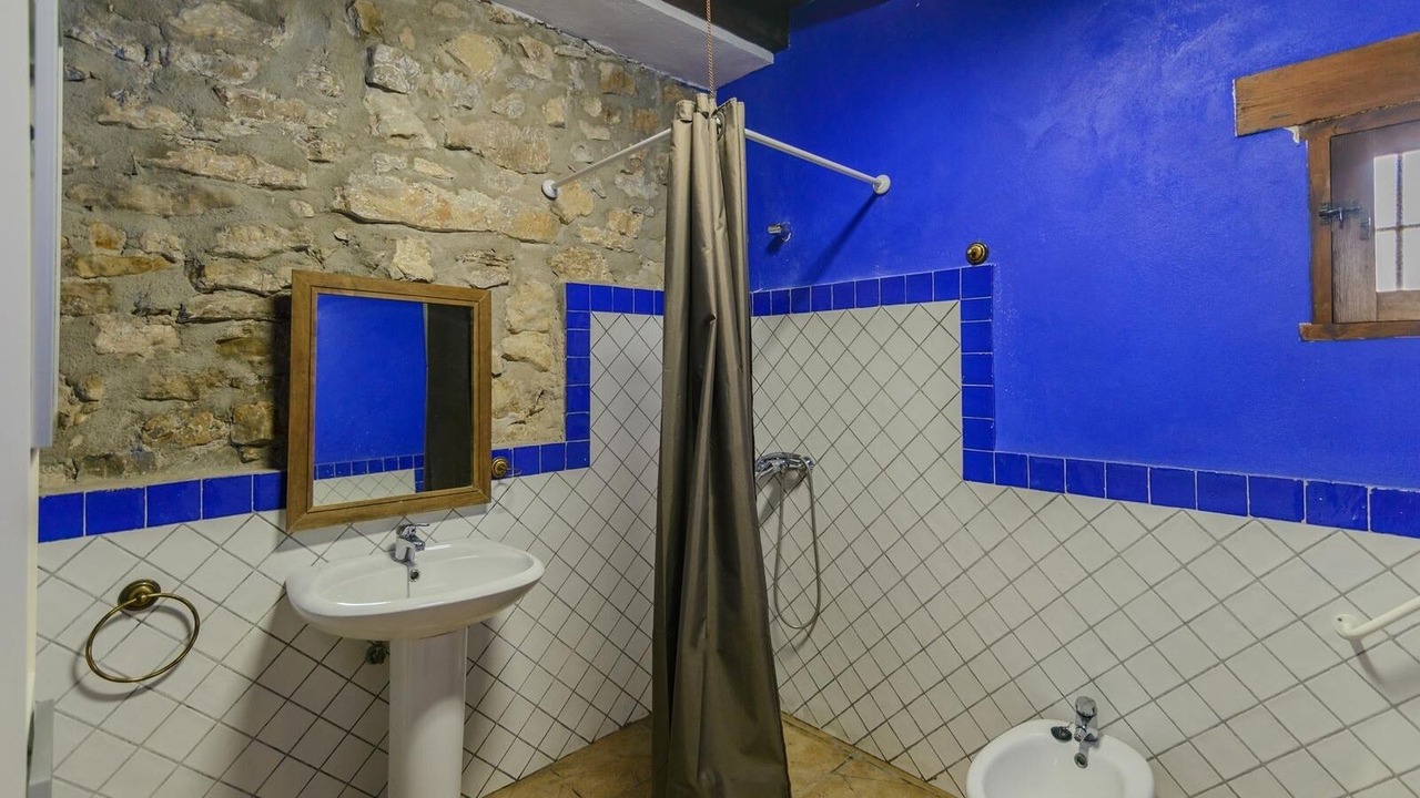 Photo of Bathroom in Serval