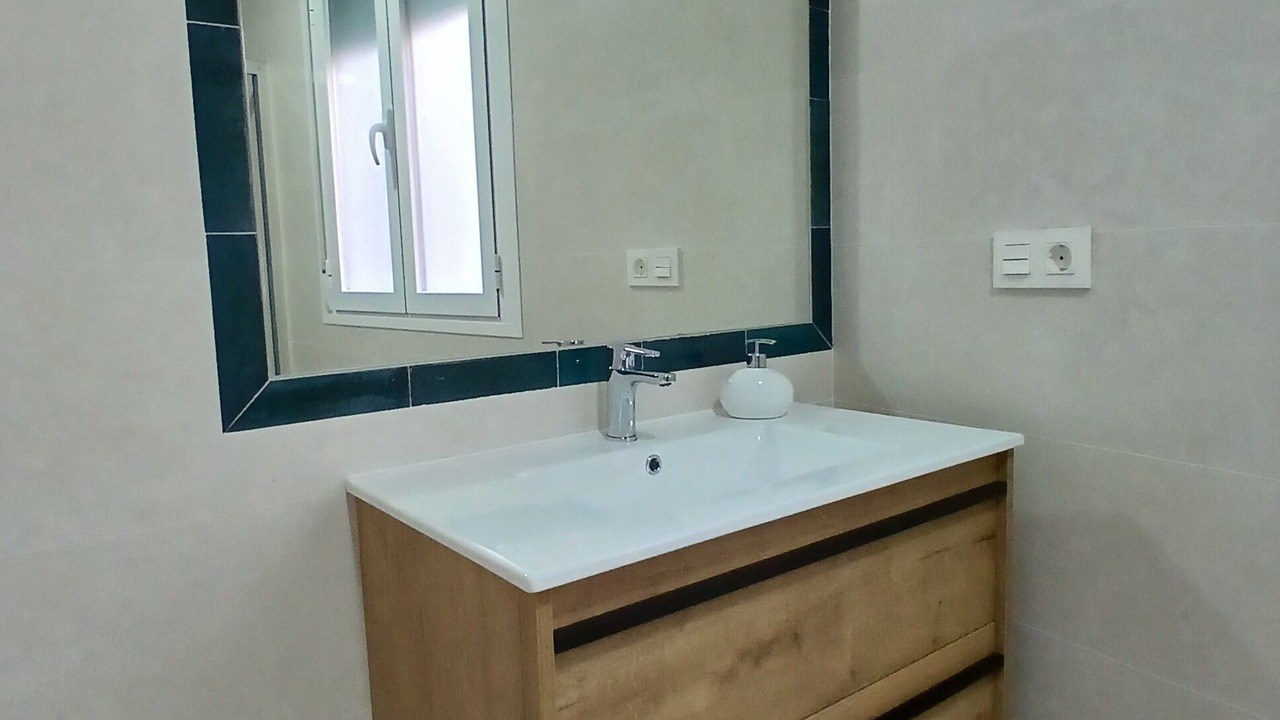 Photo of Bathroom in Lecrin