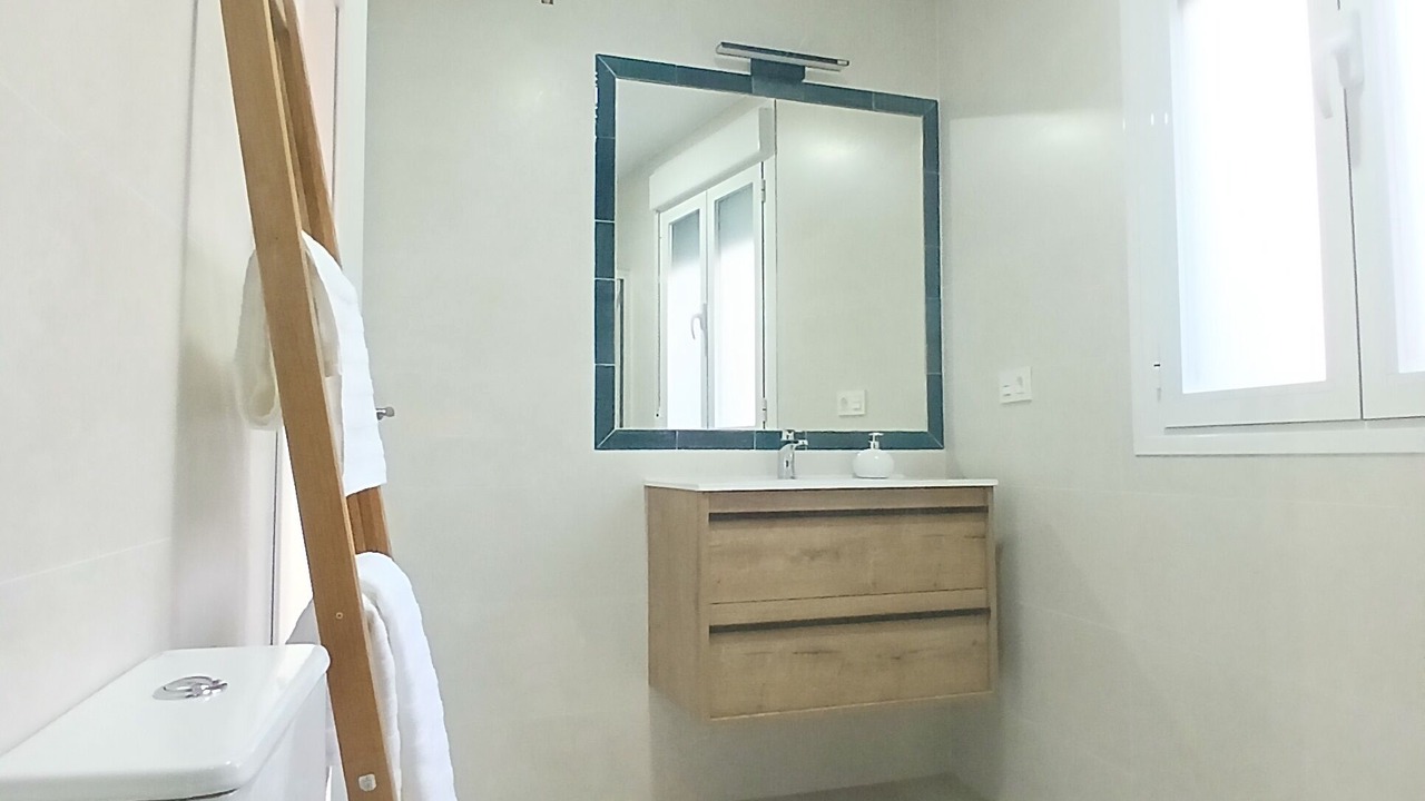 Photo of Bathroom in Lecrin