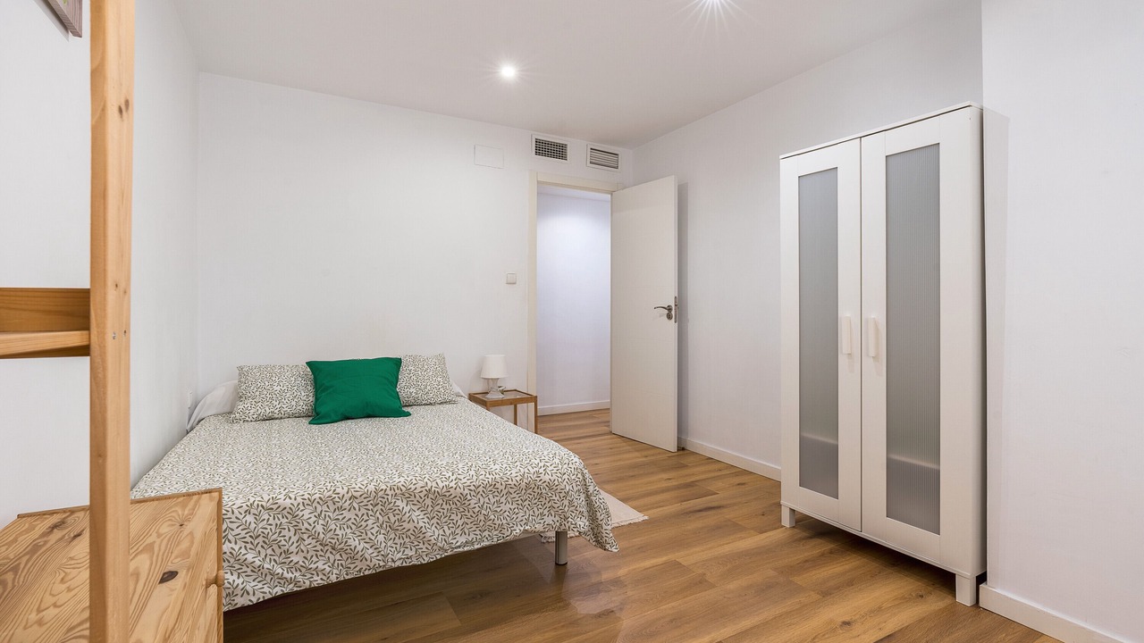 Photo of Bedroom in Figares