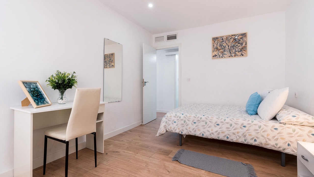 Photo of Bedroom in Figares