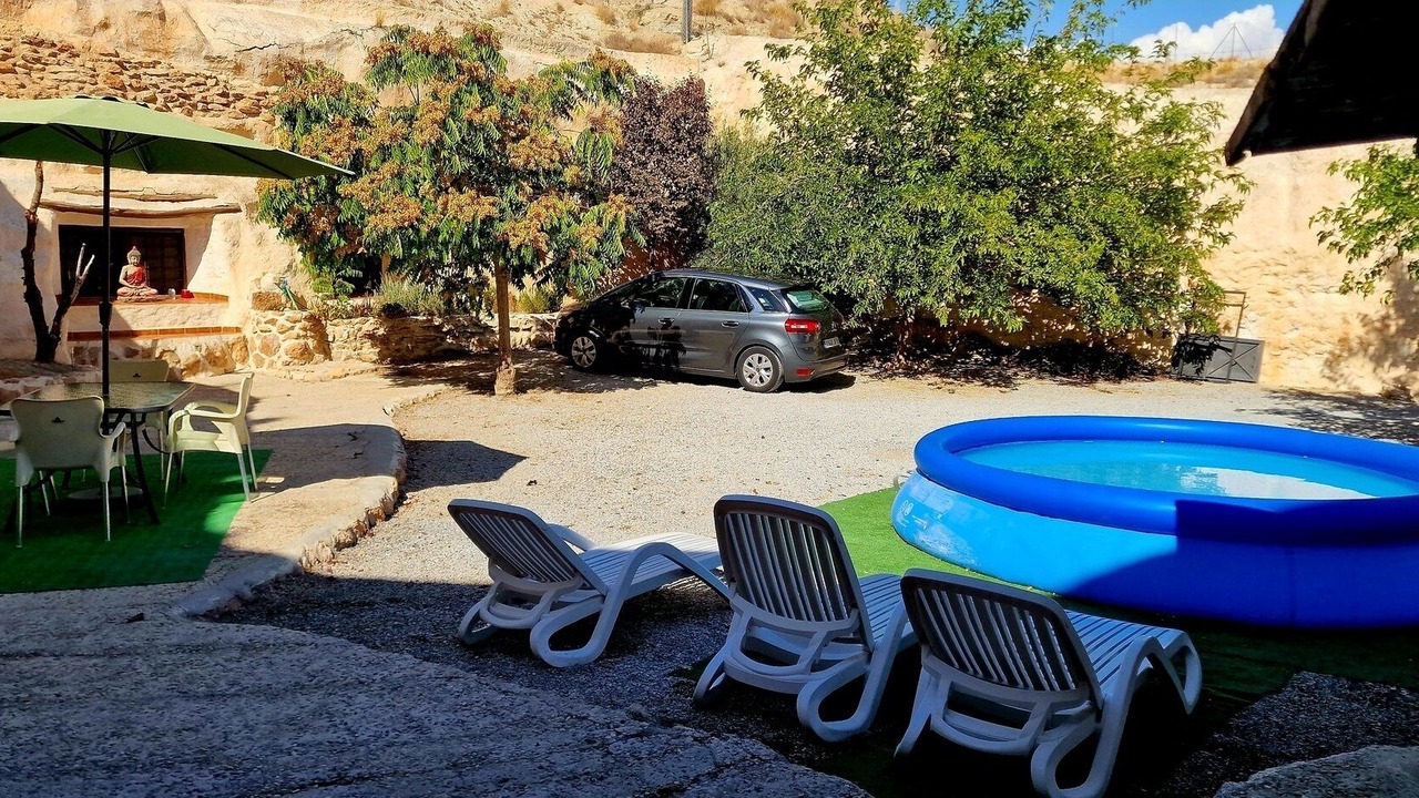 Photo of Others in Baza