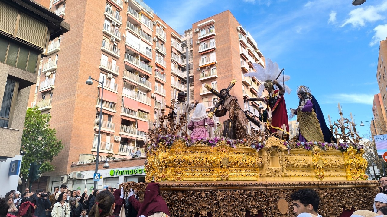 Photo of Others in Cervantes