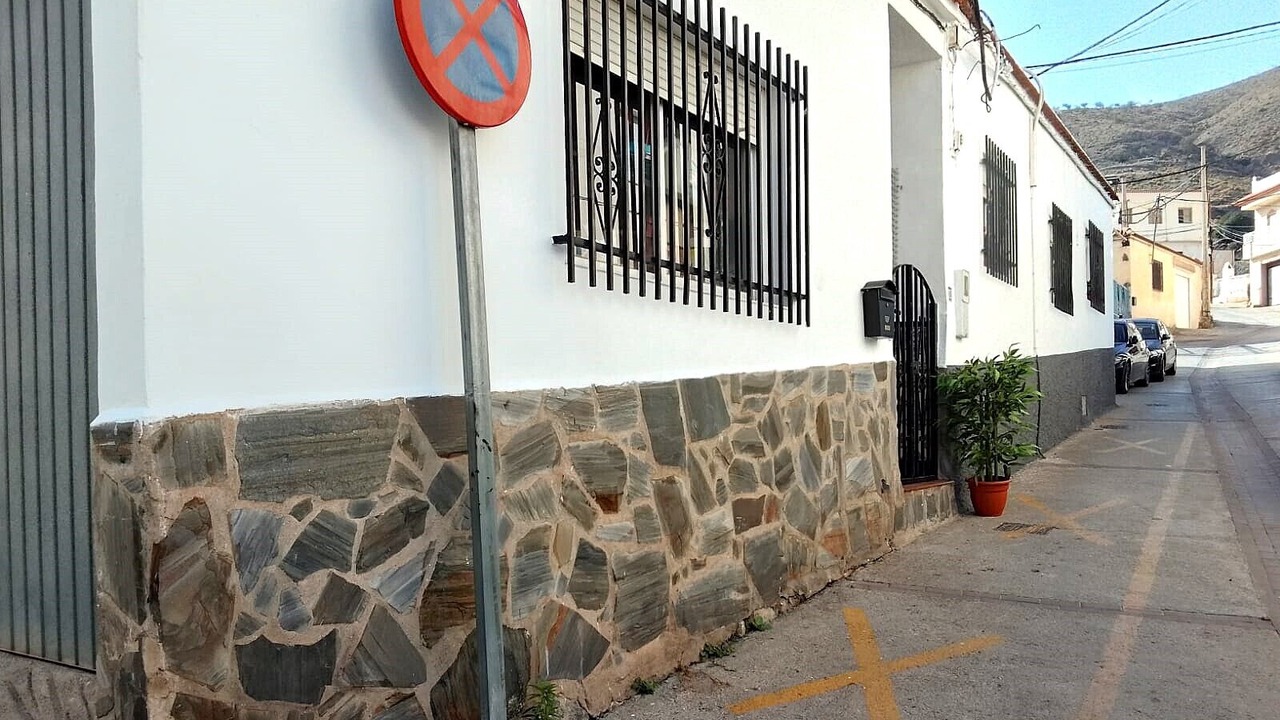 Photo of Outdoor in Albunol