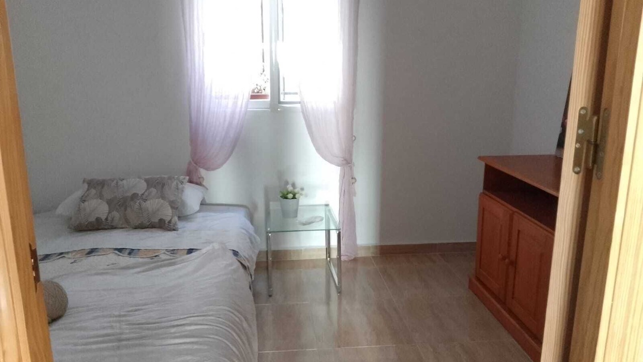 Photo of Bedroom in Albunol