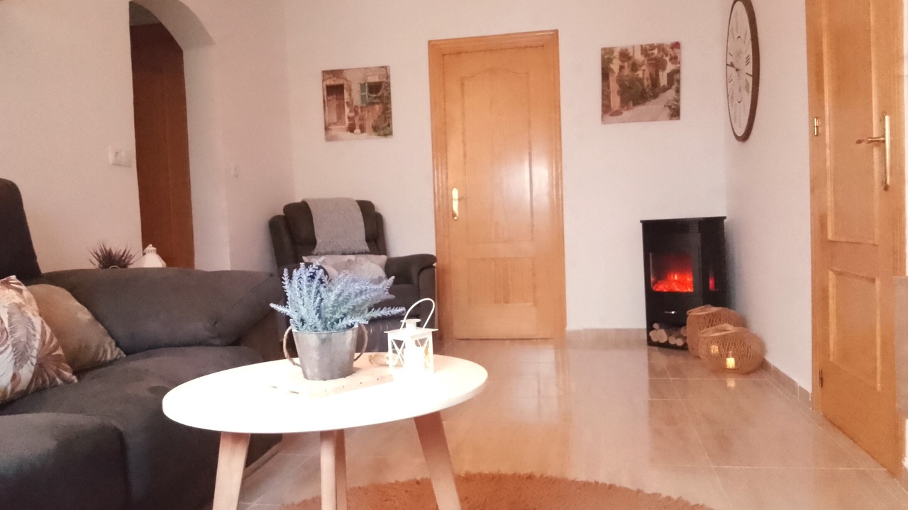 Photo of Livingroom in Albunol