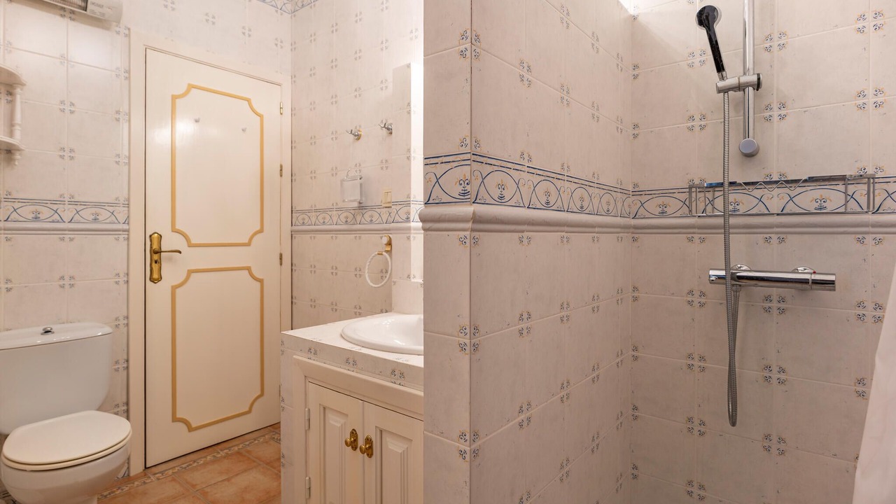 Photo of Bathroom in Velilla-Taramay