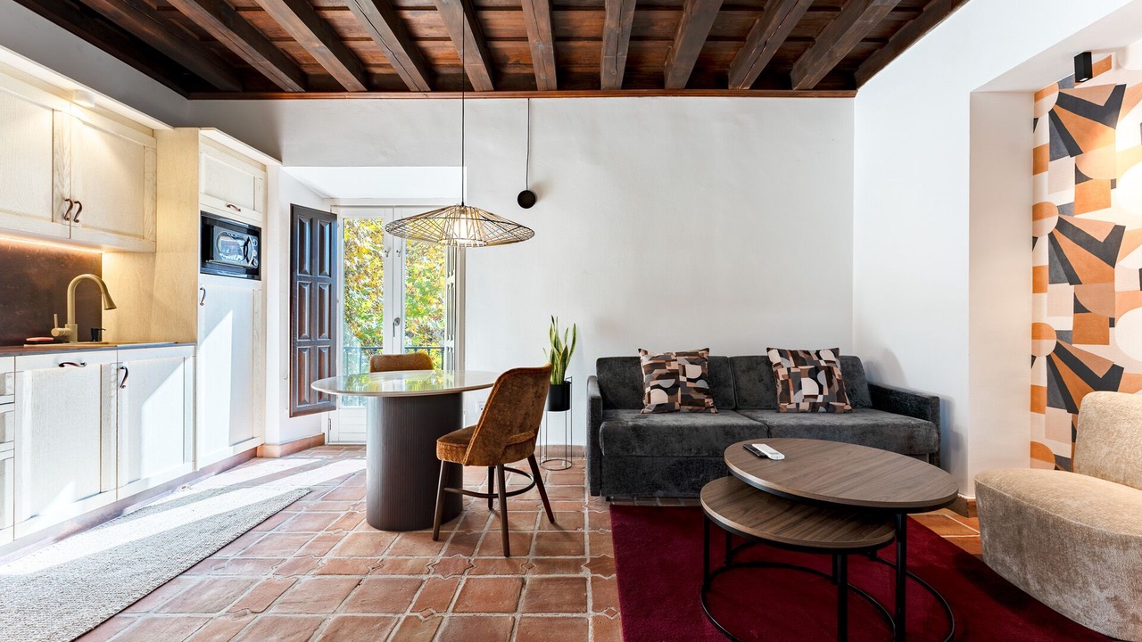 Photo of Livingroom in Central District