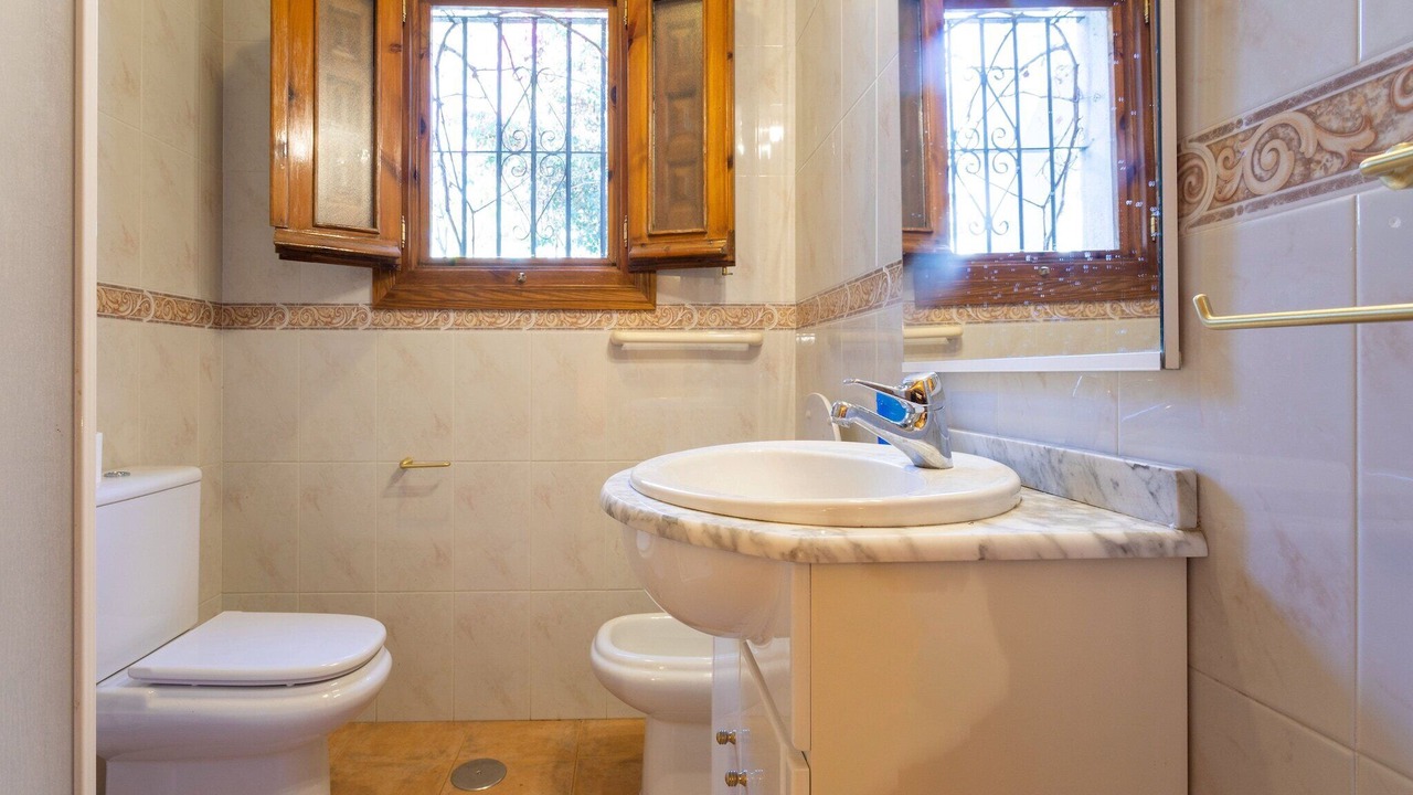 Photo of Bathroom in Orgiva