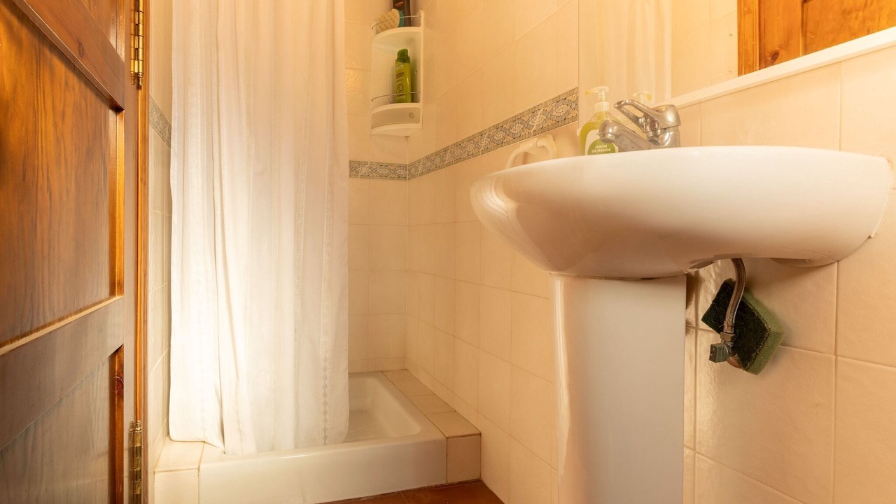 Photo of Bathroom in Orgiva