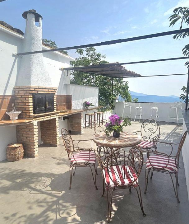 Photo of Patio Balcony in Pitres
