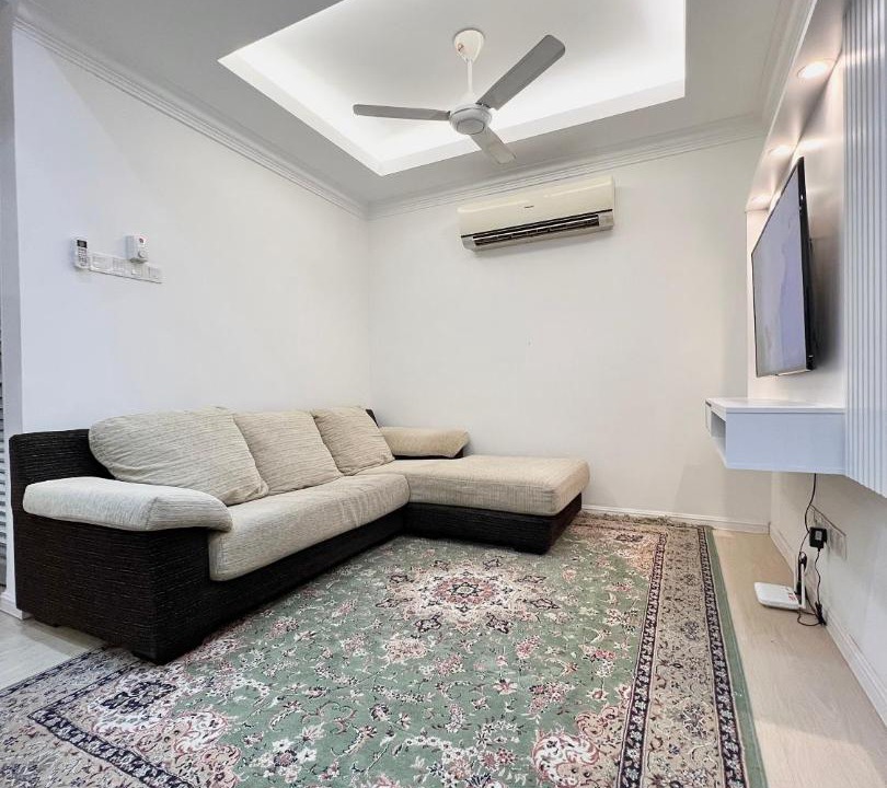 Photo of Livingroom in Section 9
