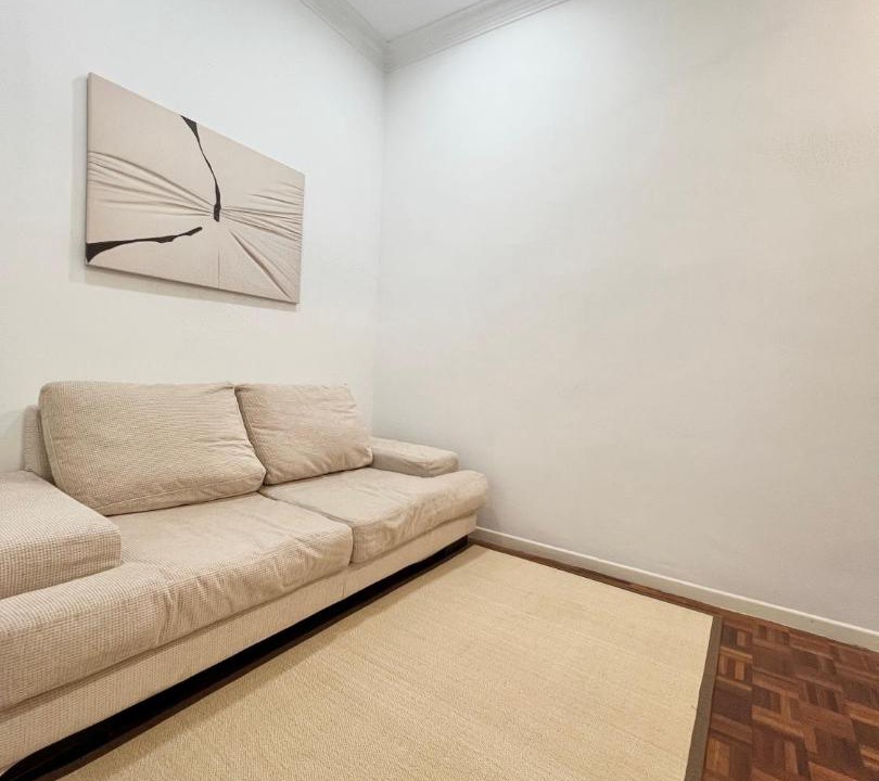 Photo of Livingroom in Section 9