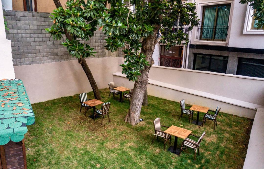 Photo of Others in Cihangir