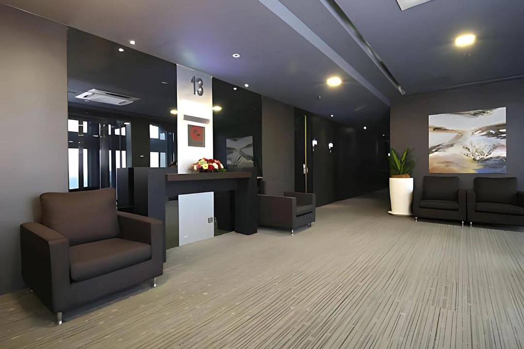Photo of Livingroom in One City