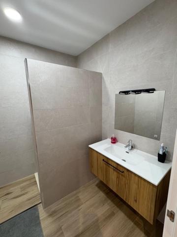 Photo of Bathroom in Albunol