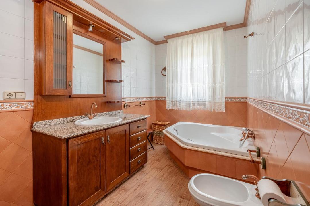 Photo of Bathroom in Padul