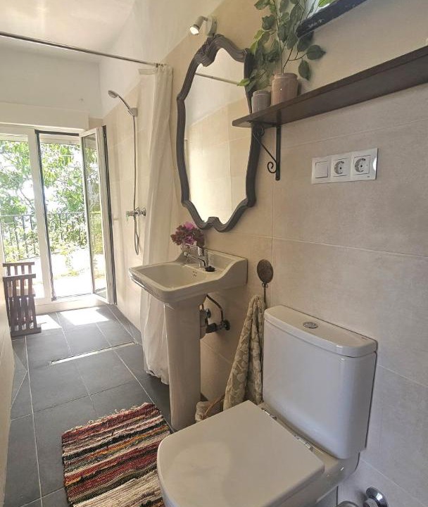 Photo of Bathroom in Pitres