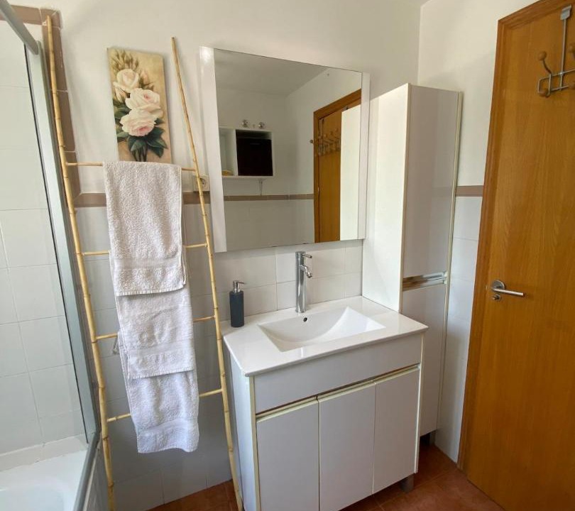 Photo of Bathroom in Nivar