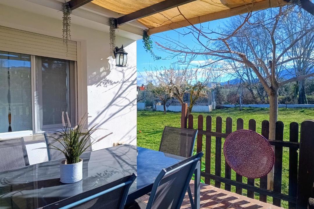 Photo of Patio Balcony in Gojar
