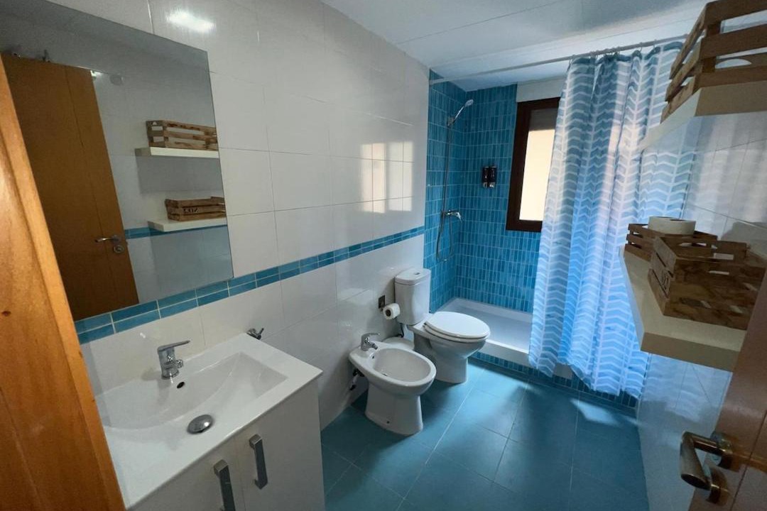 Photo of Bathroom in Peligros