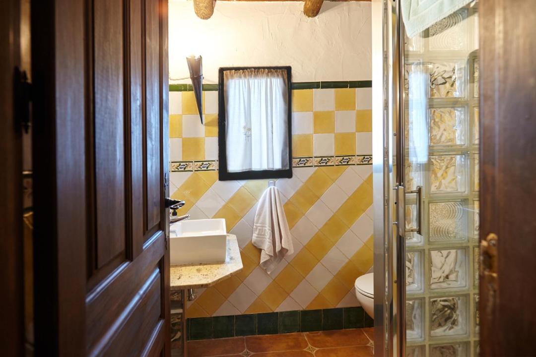 Photo of Bathroom in Montillana