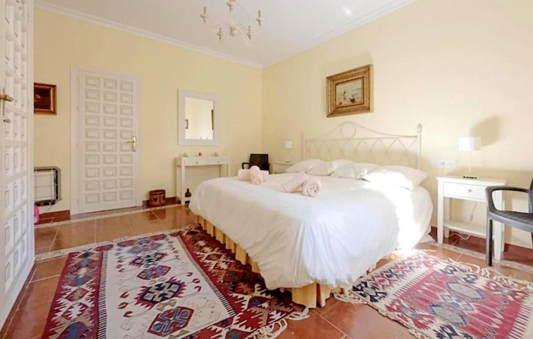 Photo of Bedroom in Velilla-Taramay
