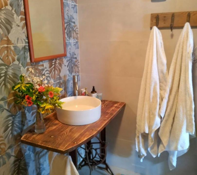 Photo of Bathroom in Cullar
