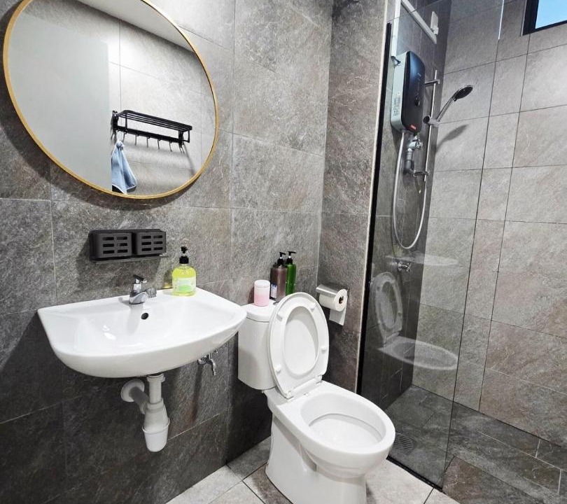 Photo of Bathroom in Kampung Bukit Dukong