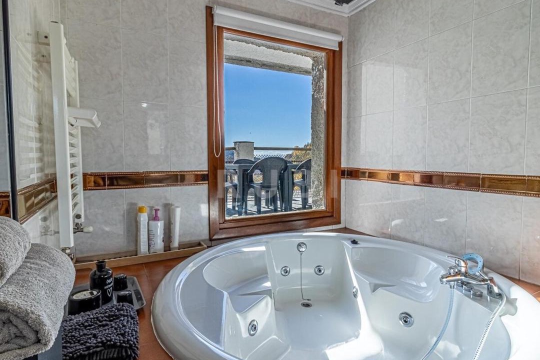 Photo of Bathroom in Trevelez