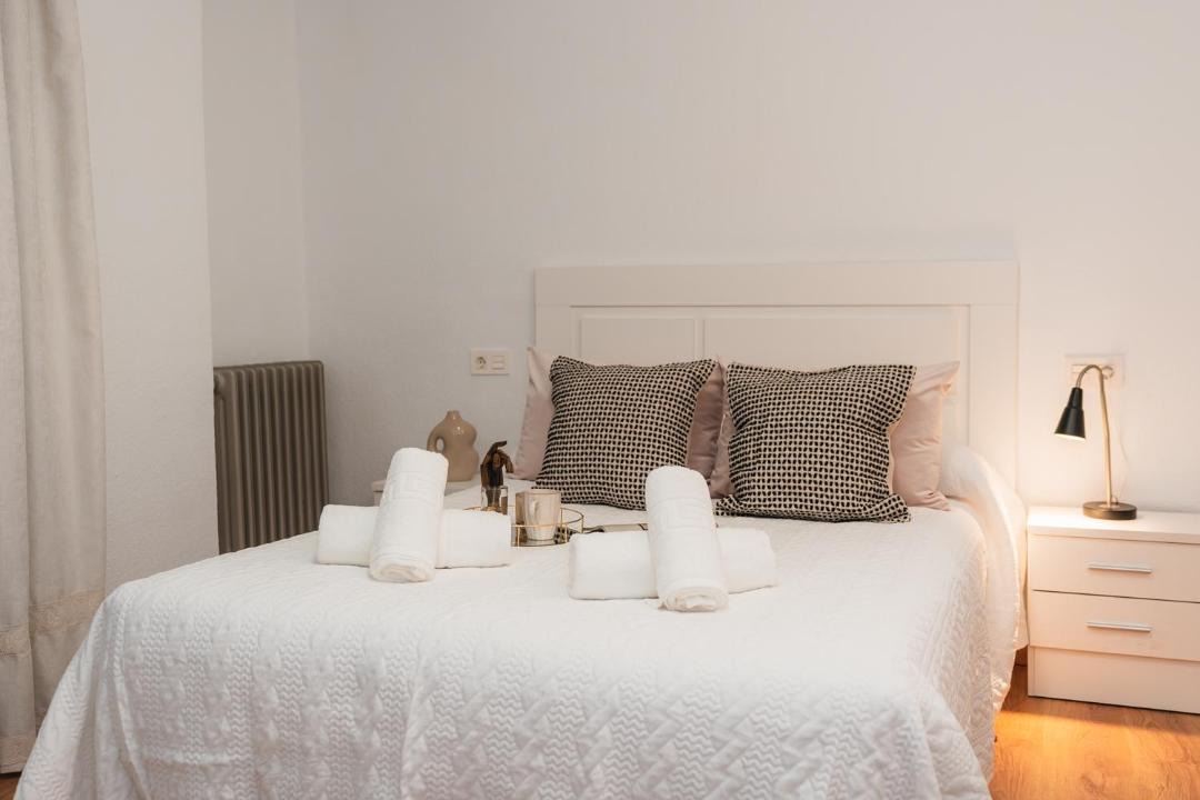 Photo of Bedroom in Figares