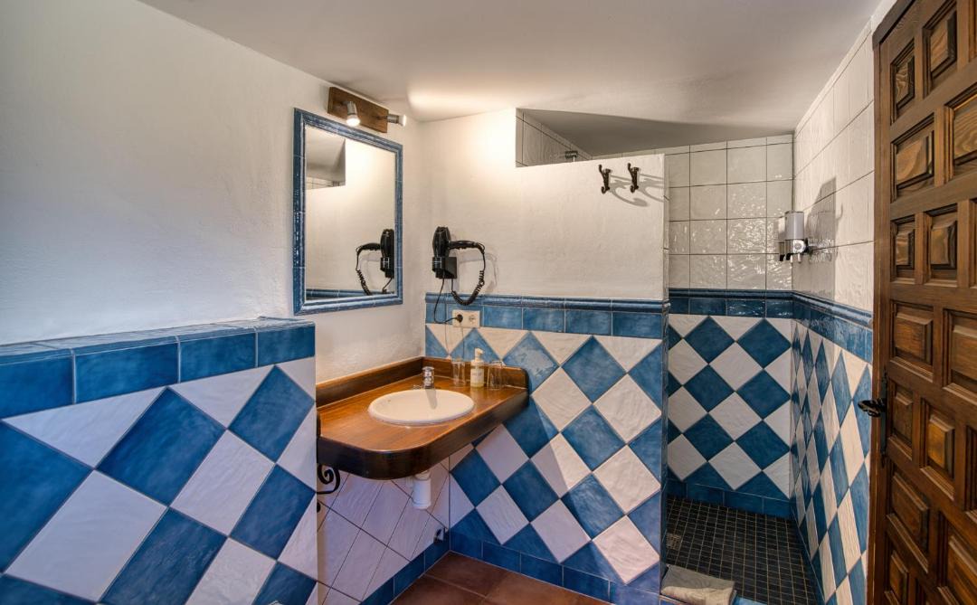 Photo of Bathroom in Guejar Sierra