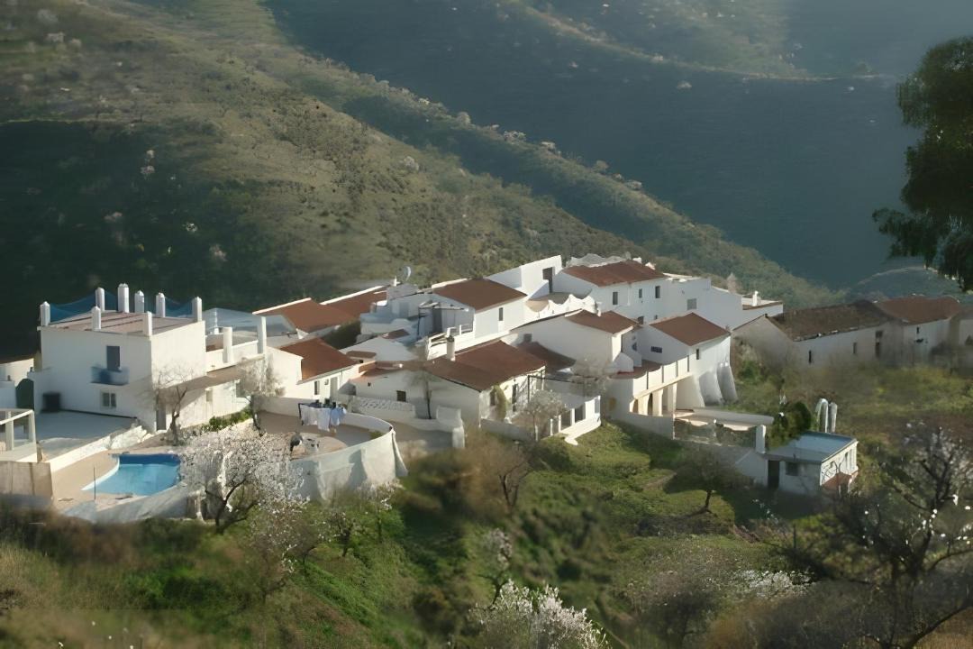 Photo of Buildings in Rubite