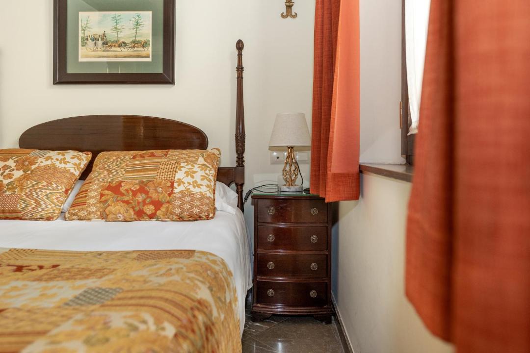 Photo of Bedroom in Central District