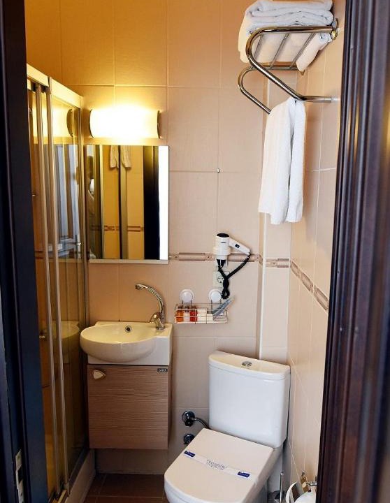 Photo of Bathroom in Adalar