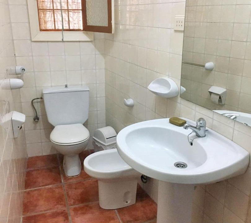 Photo of Bathroom in Albunol
