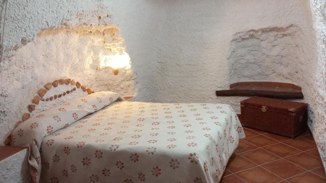 Photo of Bedroom in Baza