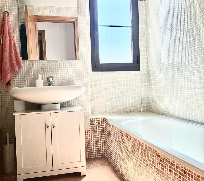 Photo of Bathroom in Itrabo